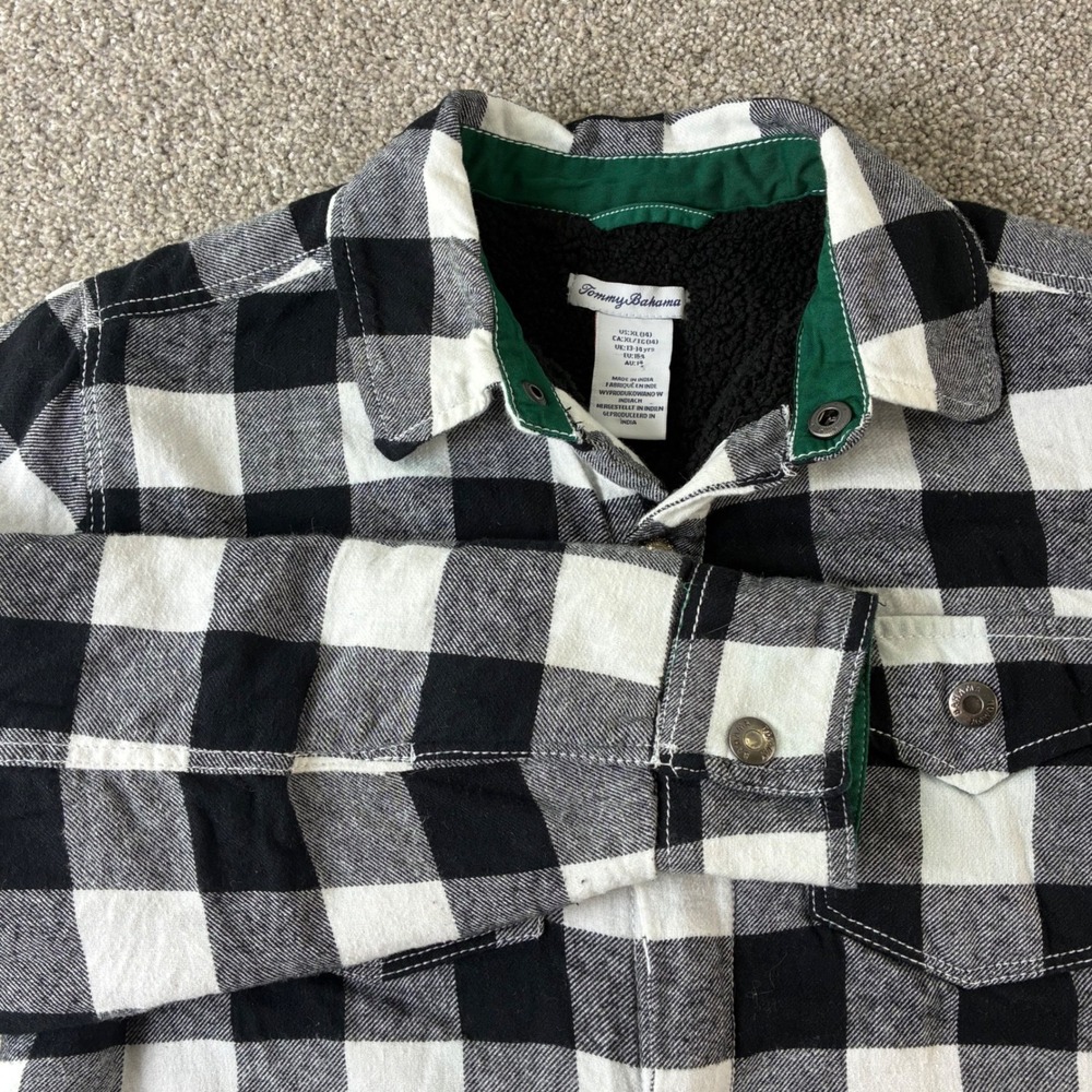 Tommy Bahama Boys XL(14) Black White‎ Buffalo Plaid Sherpa Lined Shirt Jacket